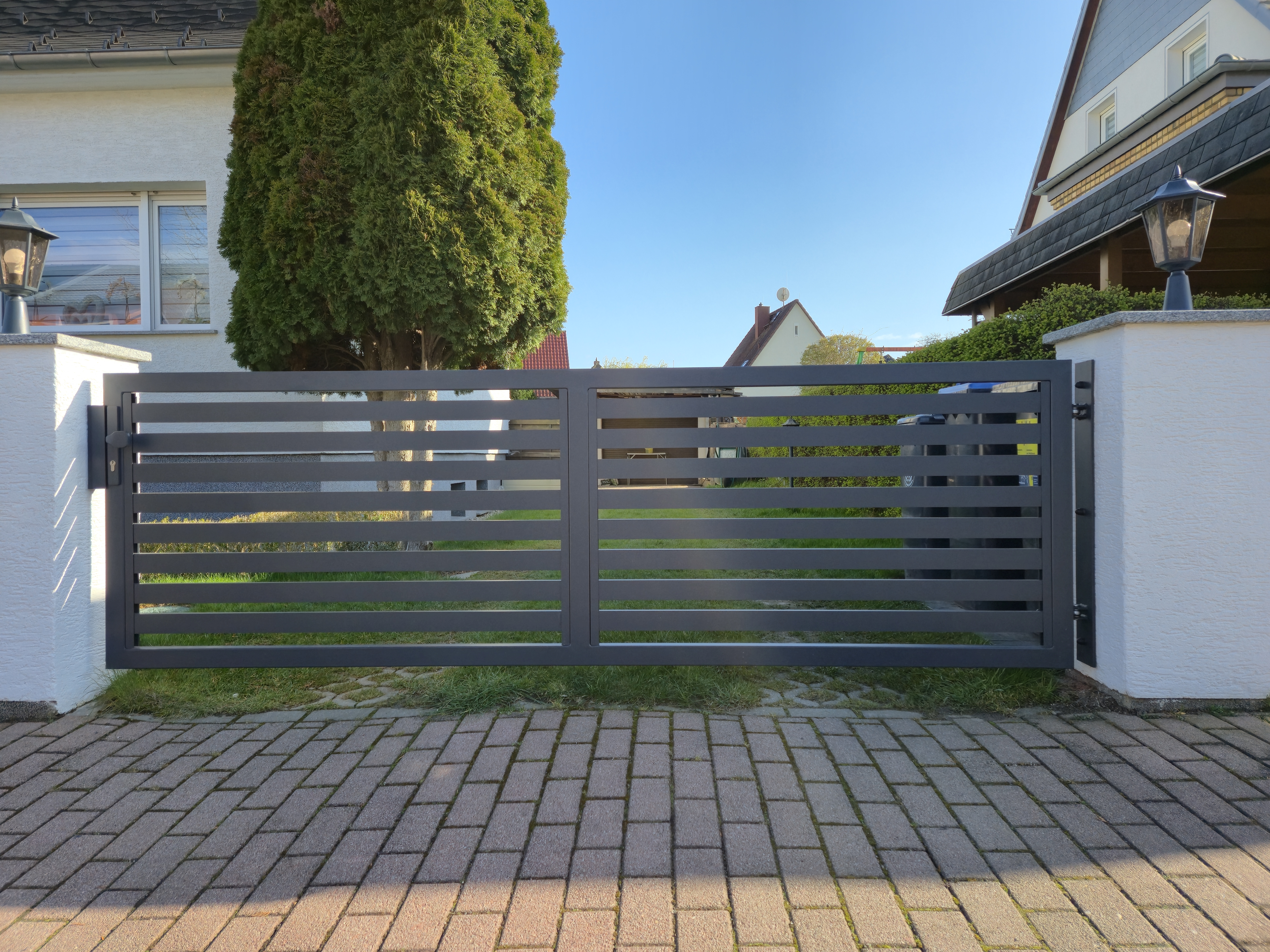 Moderne Zaunanlage 70 – Aluminium & Stahl, Modern – Maßanfertigung nach Maß