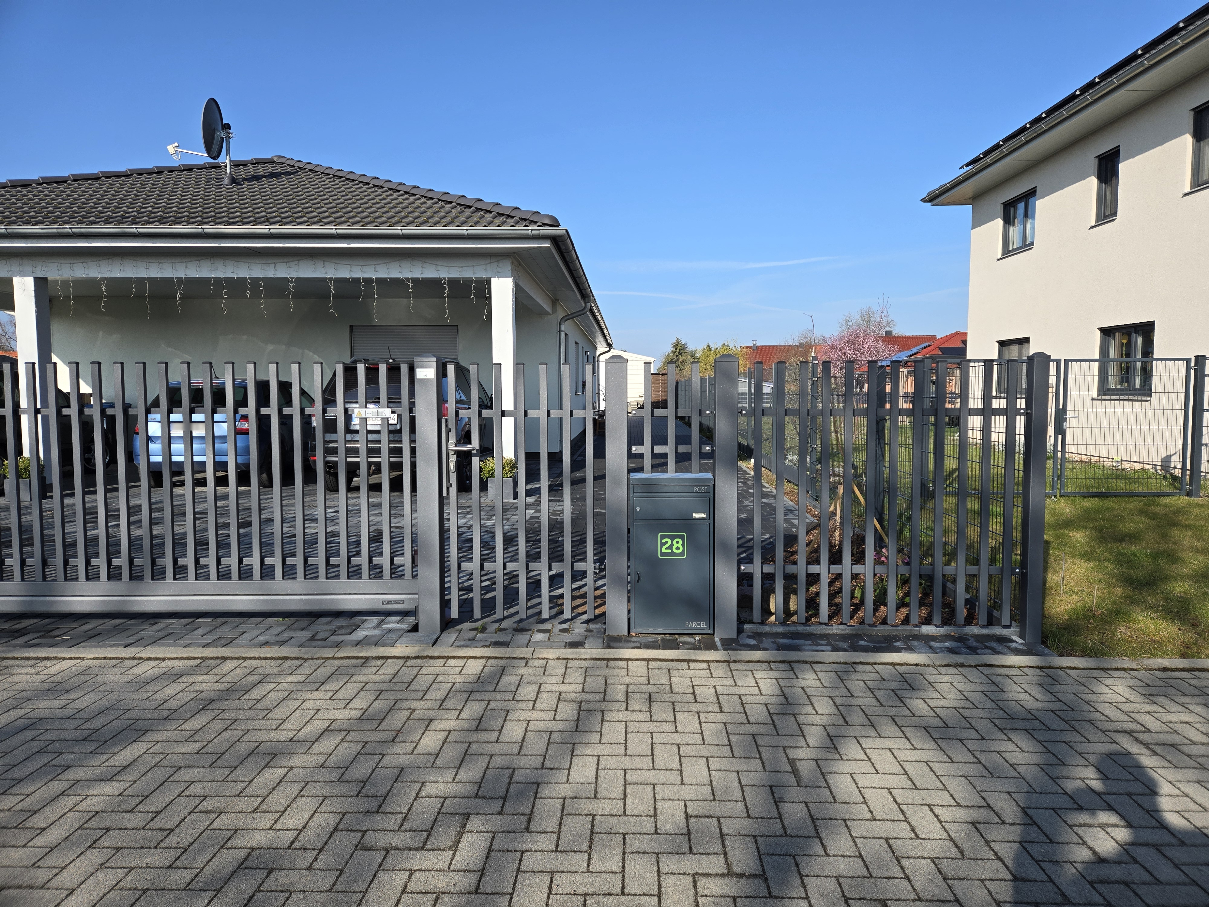 Moderne Zaunanlage 75 – Aluminium & Stahl, Modern – Maßanfertigung nach Maß